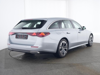 Mercedes-Benz E 300 e T Avantgarde Distronic 360° AHK Memory