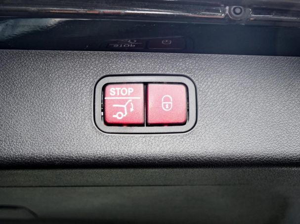 Mercedes-Benz E 300 e T Avantgarde Distronic 360° AHK Burmester