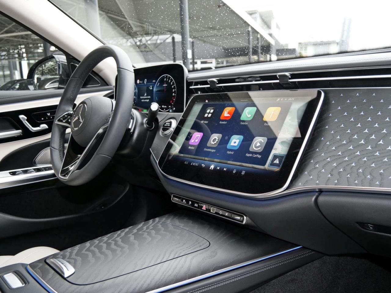 Mercedes-Benz E 300 e T Avantgarde Distronic 360° AHK Burmester