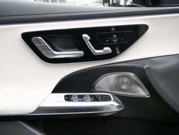 Mercedes-Benz E 300 e T Avantgarde Distronic 360° AHK Burmester