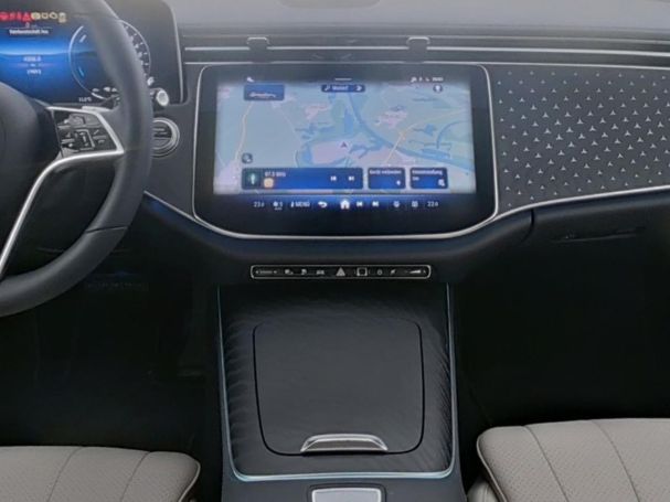 Mercedes-Benz E 300 e T Avantgarde Distronic 360° AHK Burmester