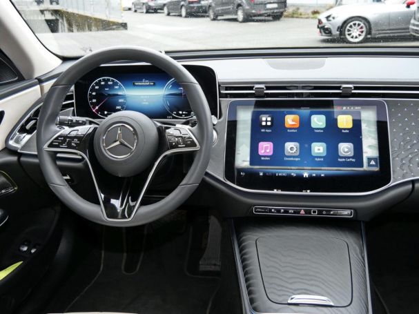 Mercedes-Benz E 300 e T Avantgarde Distronic 360° AHK Burmester