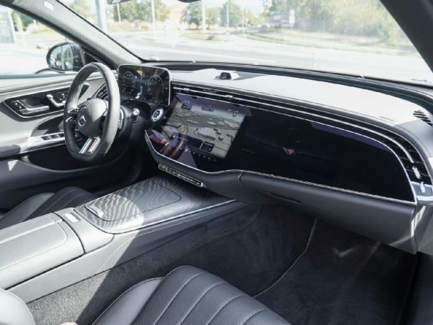 Mercedes-Benz E 450 4M T AMG Panorama Standhzg Distronic AHK