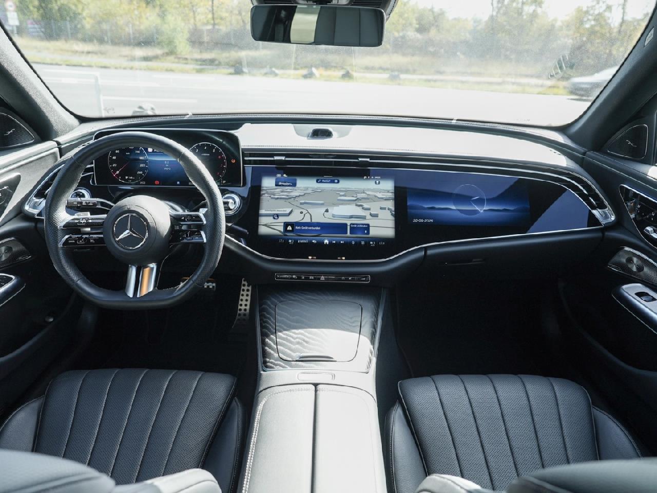 Mercedes-Benz E 450 4M T AMG Panorama Standhzg Distronic AHK
