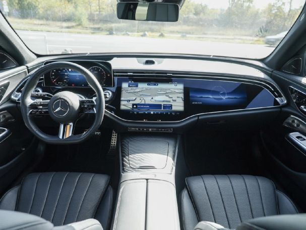 Mercedes-Benz E 450 4M T AMG Panorama Standhzg Distronic AHK
