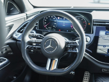 Mercedes-Benz E 450 4M T AMG Panorama Standhzg Distronic AHK