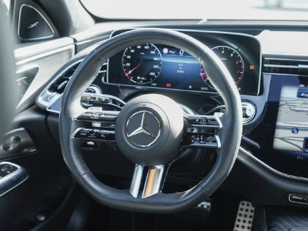 Mercedes-Benz E 450 4M T AMG Panorama Standhzg Distronic AHK