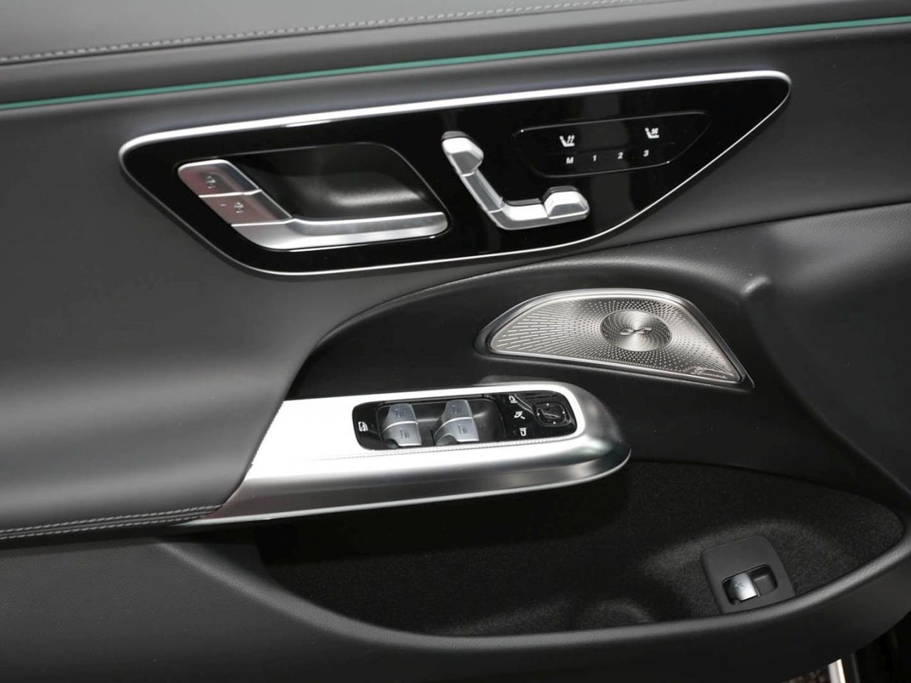 Mercedes-Benz E 450 d 4MATIC T-Modell AMG Standhzg AHK 360°