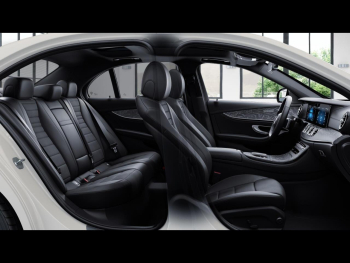 Mercedes-Benz E 300 de 4M AMG Night Burmester Panorama Kamera