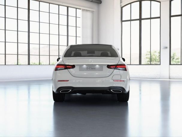 Mercedes-Benz E 300 de 4M AMG Night Burmester Panorama Kamera