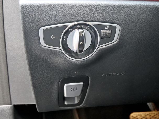 Mercedes-Benz E 300 de Avantgarde Schiebedach Distronic+ 360°