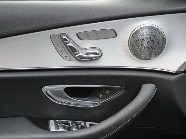 Mercedes-Benz E 300 de Avantgarde Schiebedach Distronic+ 360°