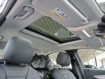 Mercedes-Benz E 300 de Avantgarde Schiebedach Distronic+ 360°