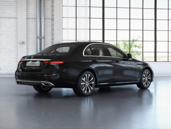 Mercedes-Benz E 300 de Avantgarde Schiebedach Distronic+ 360?