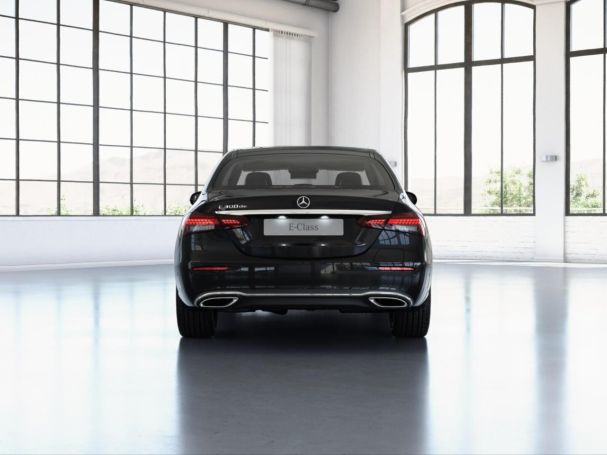 Mercedes-Benz E 300 de Avantgarde Schiebedach Distronic+ 360?