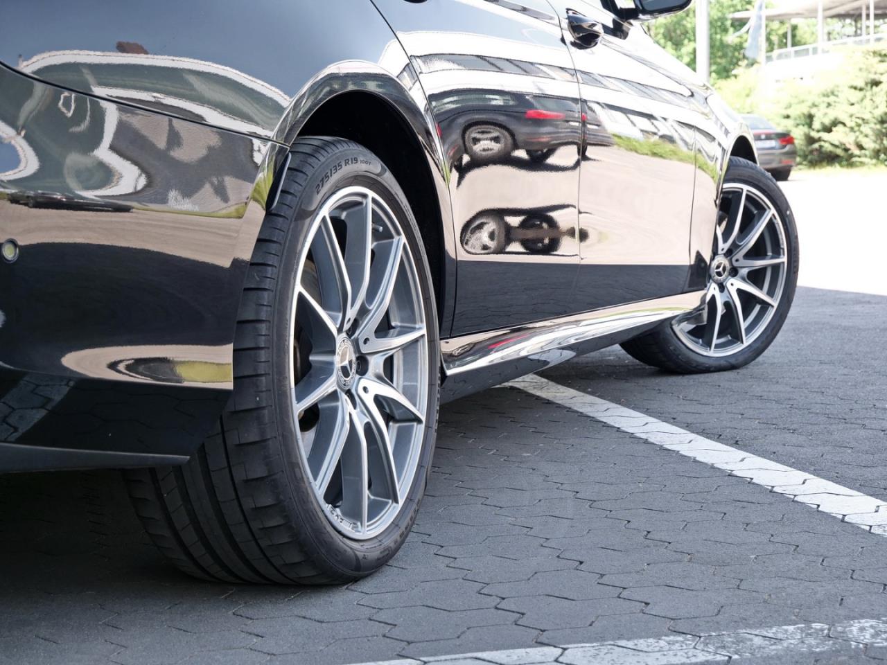 Mercedes-Benz E 300 e 4M Limousine AMG MBUX Sitzklima Kamera