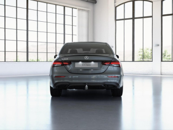 Mercedes-Benz E 300 AMG Night Distronic+ Keyless 360° AHK