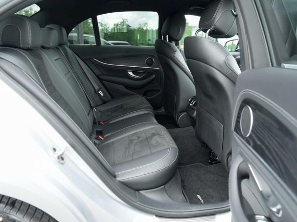 Mercedes-Benz E 450 4M AMG Distronic+ KeylessGo 360° Park