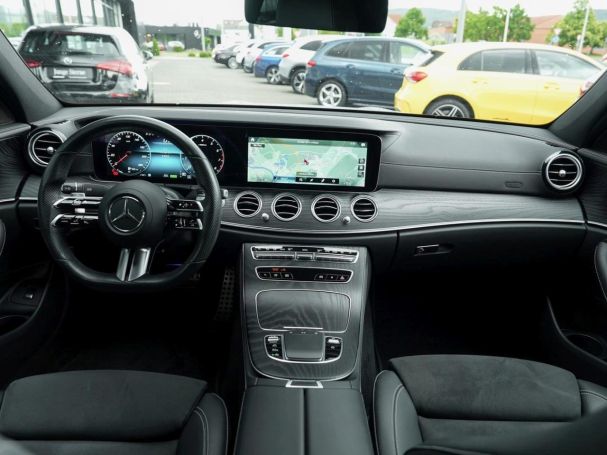 Mercedes-Benz E 450 4M AMG Distronic+ KeylessGo 360° Park