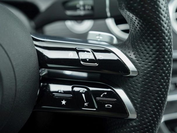 Mercedes-Benz E 450 4M AMG Distronic+ KeylessGo 360° Park