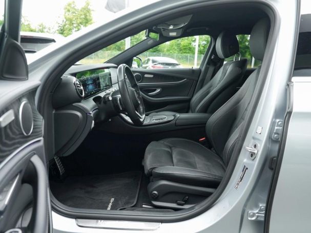 Mercedes-Benz E 450 4M AMG Distronic+ KeylessGo 360° Park