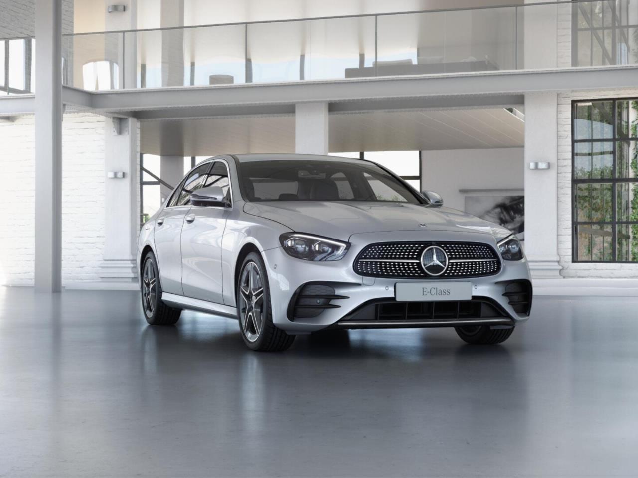 Mercedes-Benz E 450 4M AMG Distronic+ KeylessGo 360° Park