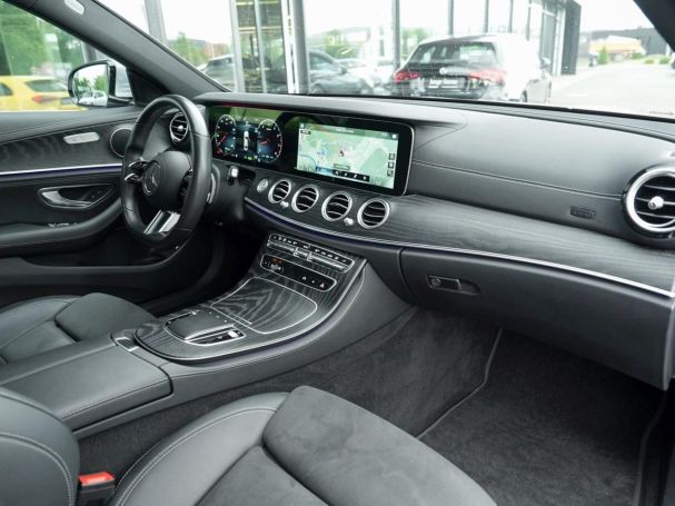 Mercedes-Benz E 450 4M AMG Distronic+ KeylessGo 360° Park