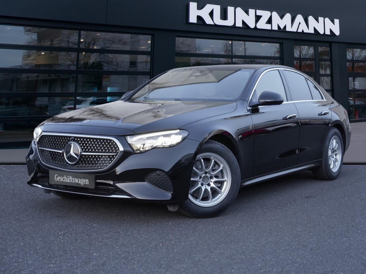 Mercedes-Benz E-Klasse E 200 d Limousine Limousine schwarz