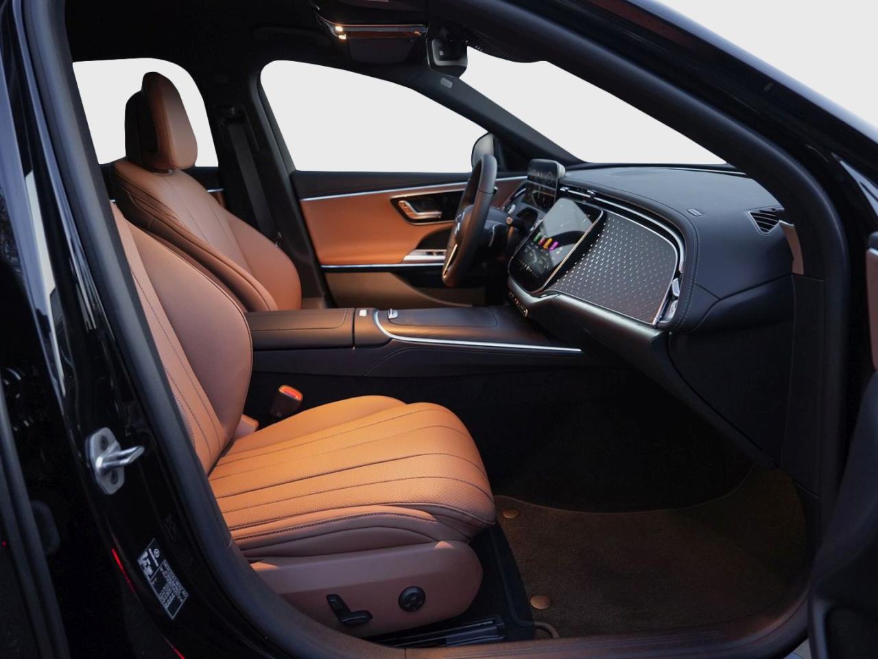 Mercedes-Benz E 200 d Limousine Avantgarde Distronic Kamera