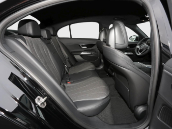 Mercedes-Benz E 200 d Limousine Avantgarde Distronic Kamera