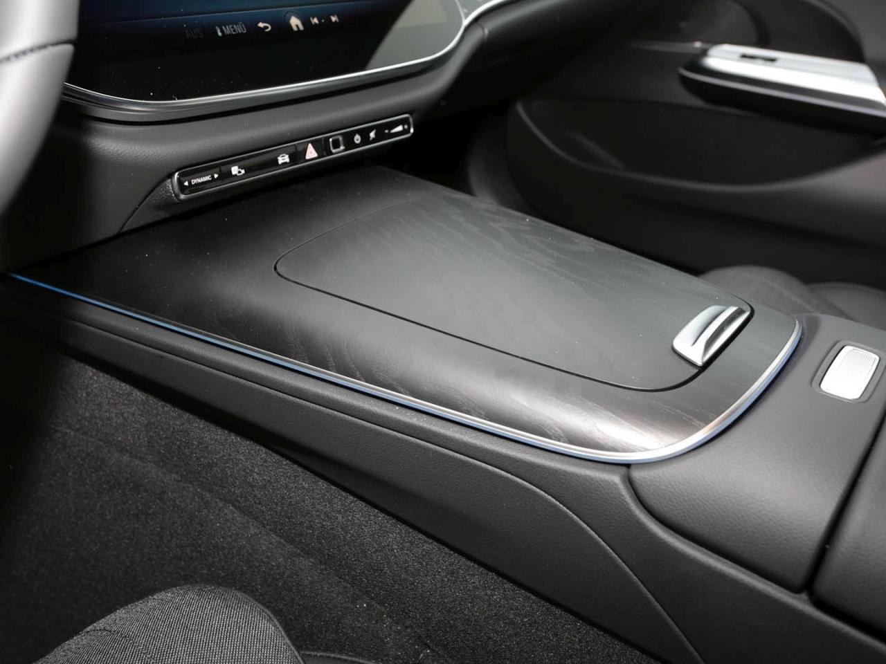 Mercedes-Benz E 200 d Limousine Avantgarde Distronic Kamera