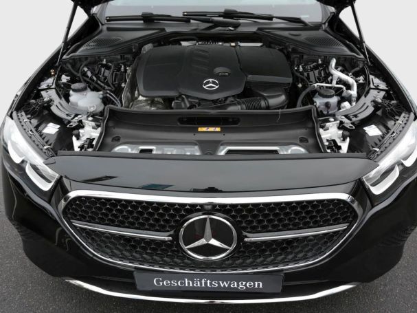 Mercedes-Benz E 200 d Limousine Avantgarde Distronic Kamera