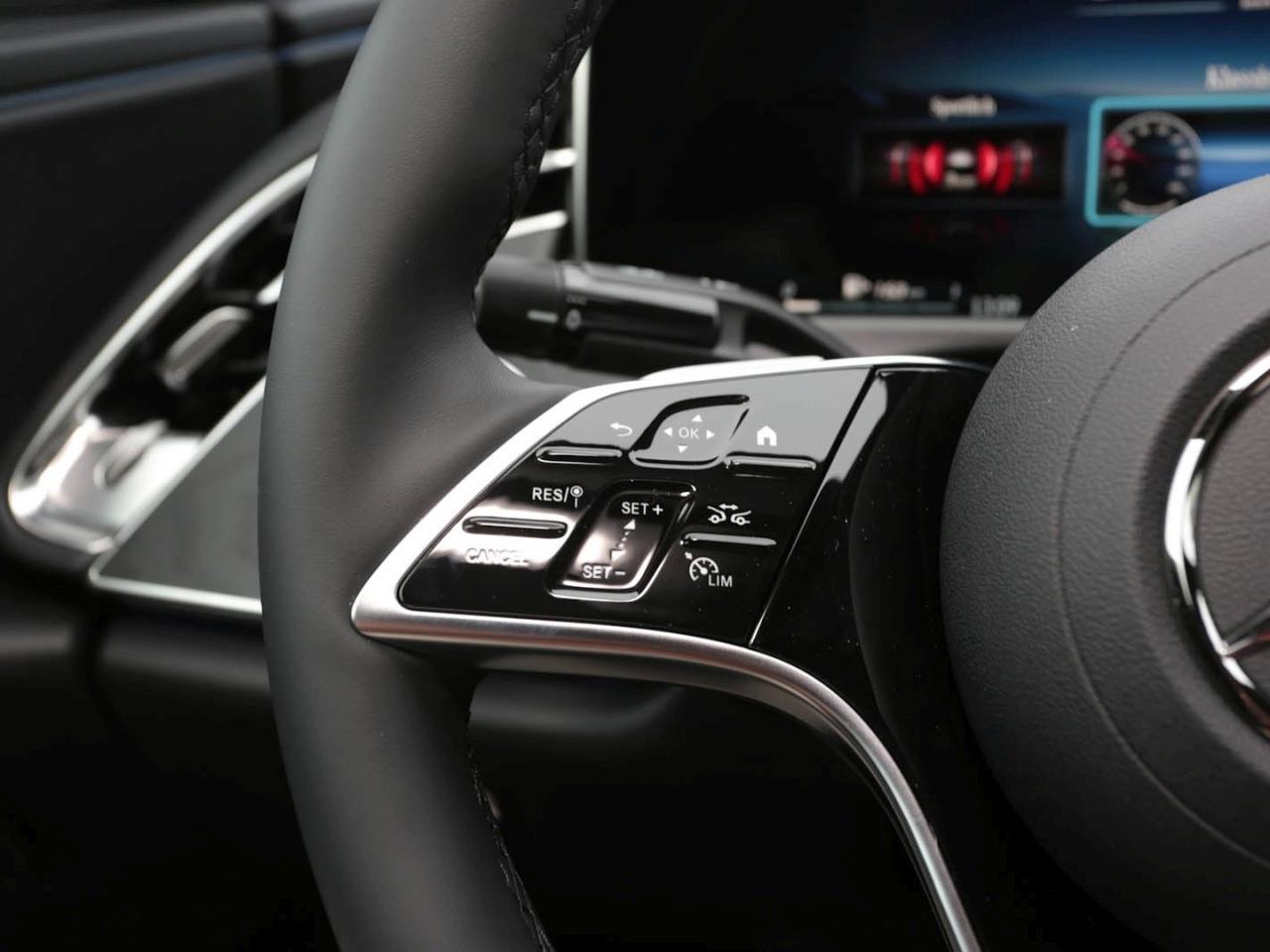 Mercedes-Benz E 200 d Limousine Avantgarde Distronic Kamera