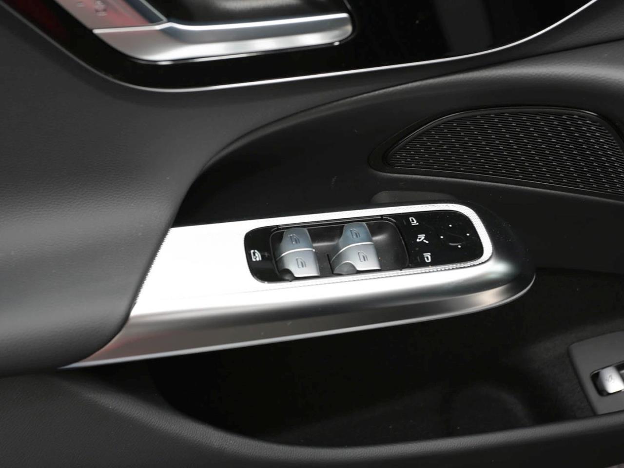 Mercedes-Benz E 200 d Limousine Avantgarde Distronic Kamera