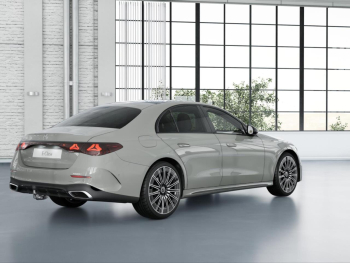 Mercedes-Benz E 220 d  AMG Night Panorama Standhzg Distronic