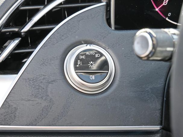 Mercedes-Benz E 300 de 4M Avantgarde Distronic Memory 360°
