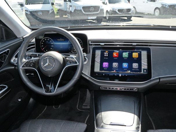 Mercedes-Benz E 300 de 4M Avantgarde Distronic Memory 360?