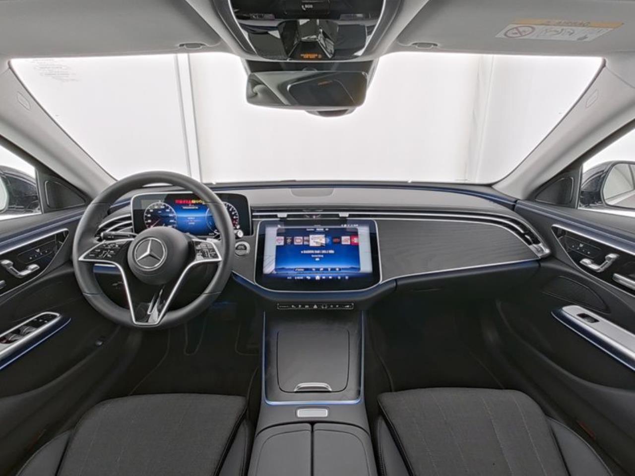 Mercedes-Benz E 300 de 4M Avantagarde Distronic Memory 360°