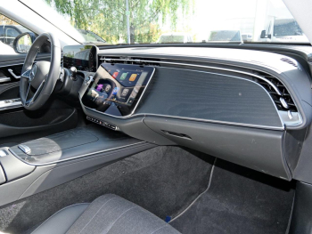 Mercedes-Benz E 300 de 4M Avantgarde Distronic Memory 360?