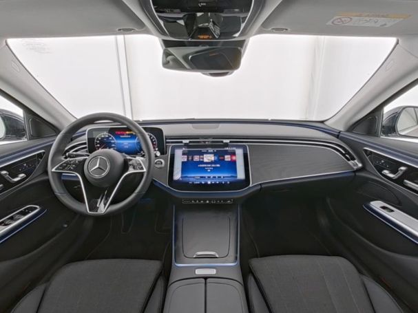 Mercedes-Benz E 300 de 4M Avantagarde Distronic Memory 360°