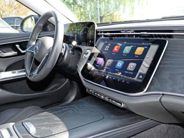 Mercedes-Benz E 300 de 4M Avantgarde Distronic Memory 360°