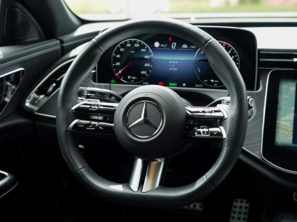 Mercedes-Benz E 300 de 4M AMG Night Distronic Panorama Kamera