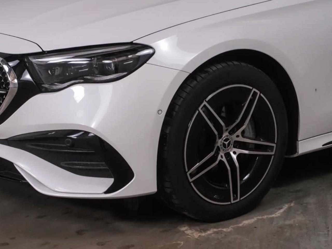 Mercedes-Benz E 300 de AMG Night Distronic Burmester 360° SHZ