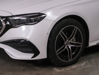 Mercedes-Benz E 300 de AMG Night Distronic Burmester 360° SHZ