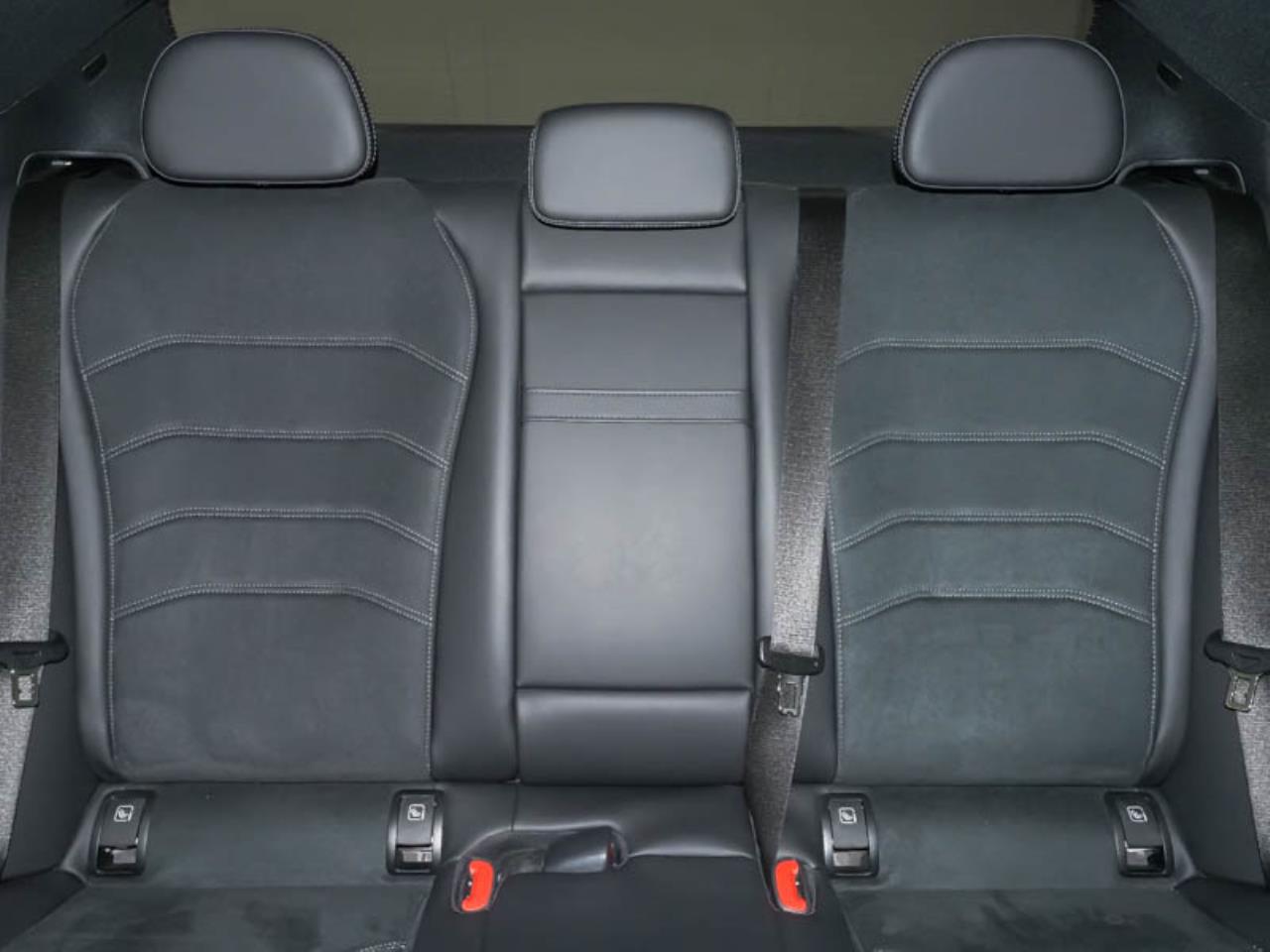 Mercedes-Benz E 300 de AMG Night Distronic Burmester 360° SHZ