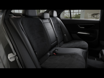 Mercedes-Benz E 300 e AMG MBUXNavi-Prem. Kamera Distronic