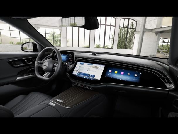 Mercedes-Benz E 400 e 4M AMG Night Panorama Distronic 360° AHK