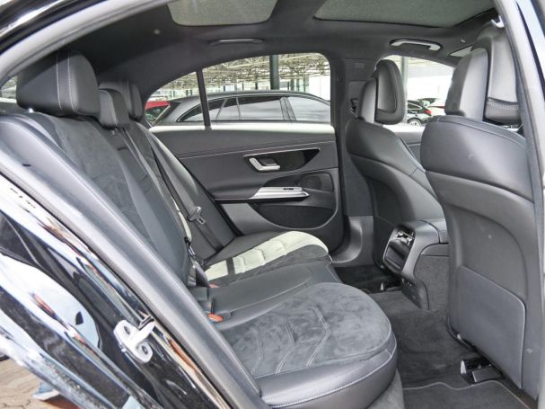 Mercedes-Benz E 450 d 4M AMG Distronic Panorama 360? AHK