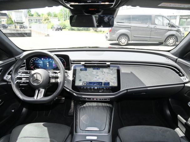 Mercedes-Benz E 450 d 4M AMG Distronic Panorama 360° AHK