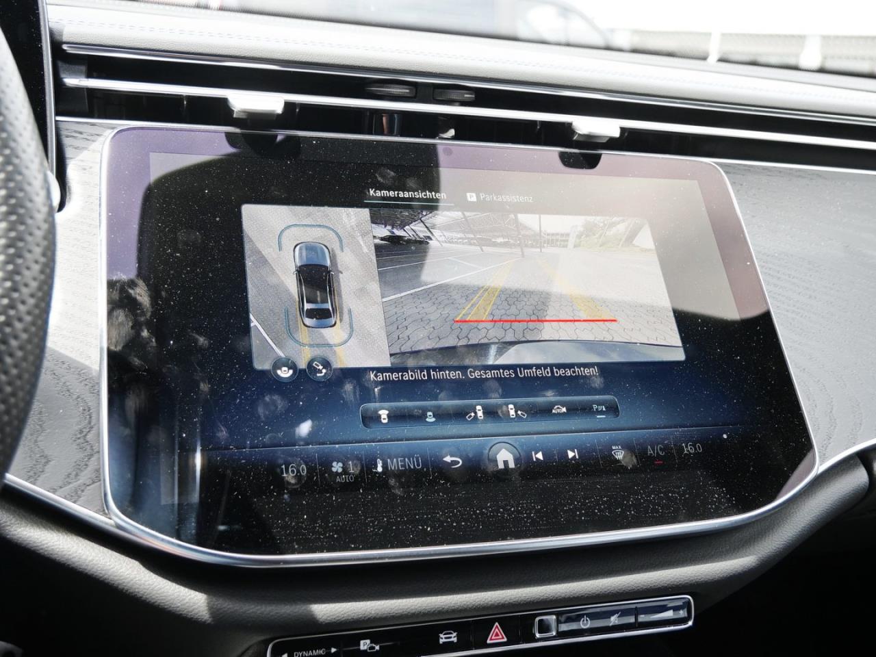 Mercedes-Benz E 450 d 4M AMG Distronic Panorama 360° AHK